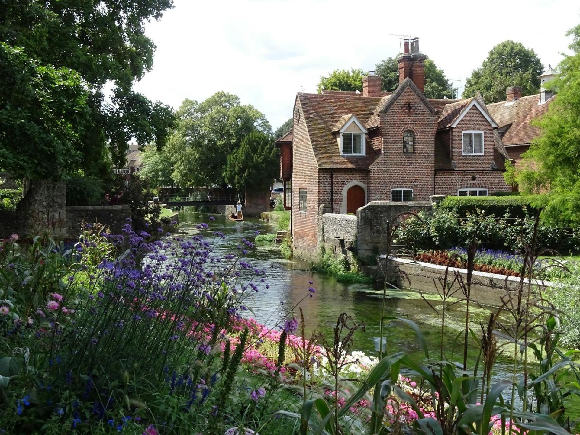 Stylish 3-Bedroom Home In Canterbury City-Centre - Superb Location! Luaran gambar